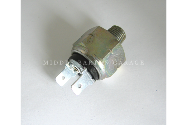 BRAKE LIGHT SWITCH 500